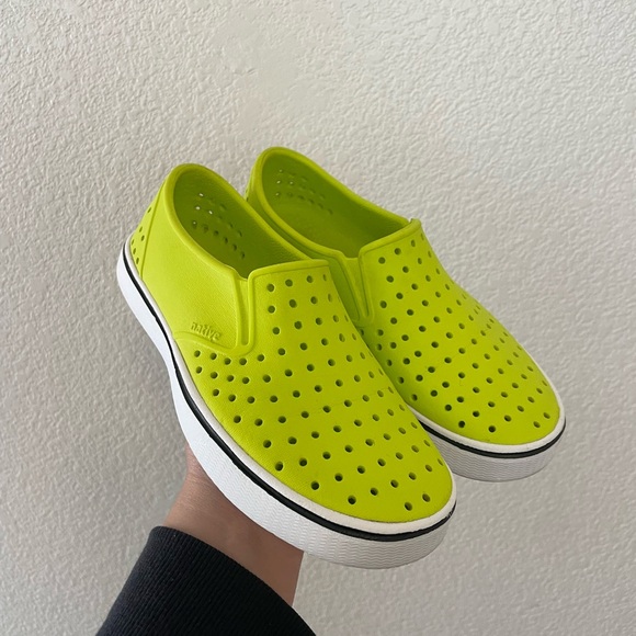 Native shoes - Picture 3 of 3